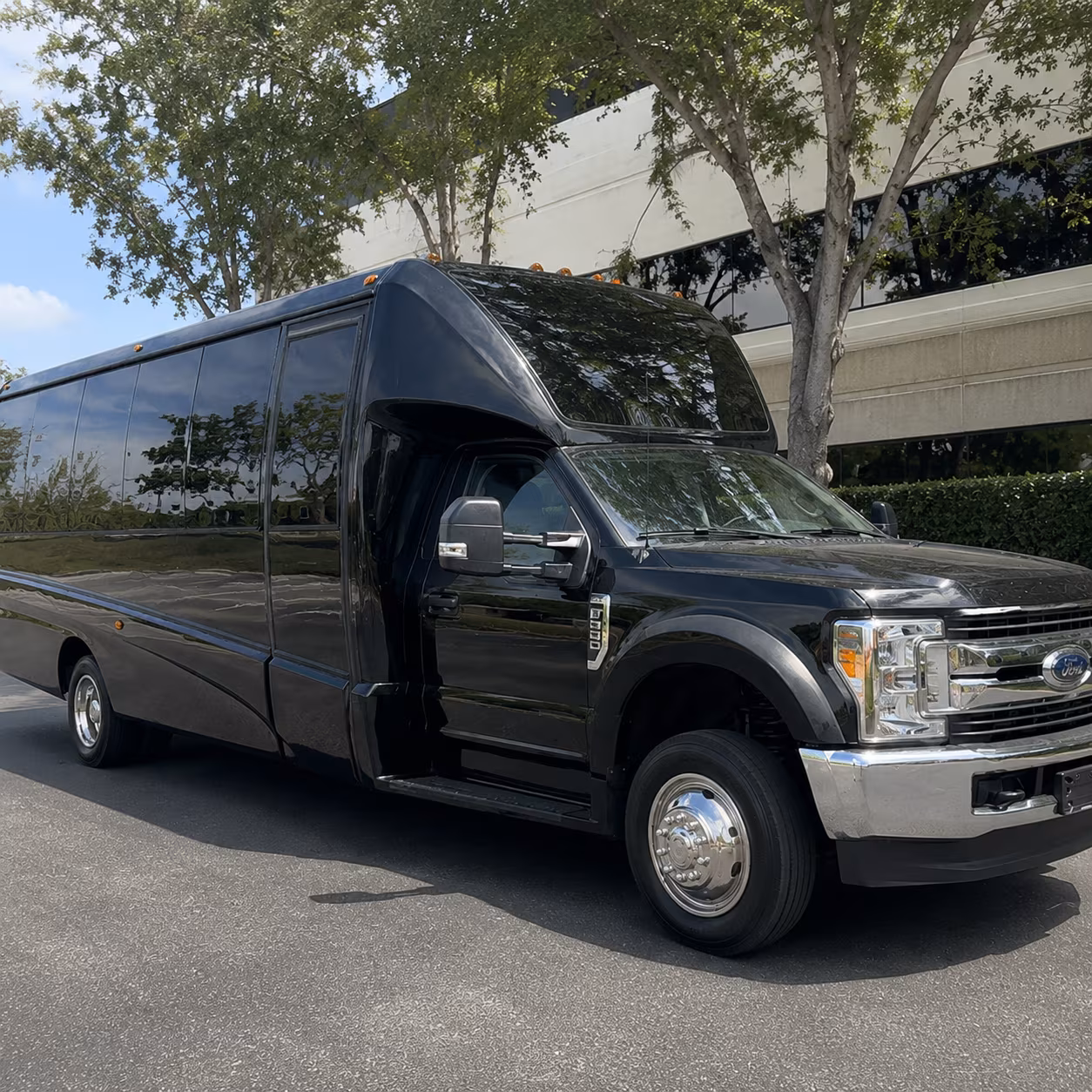 Anchorage Birthday, Sweet 16, & Quinceañera Transportation party bus exterior