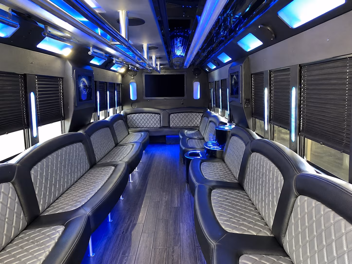 Anchorage Birthday, Sweet 16, & Quinceañera Transportation onboard seating