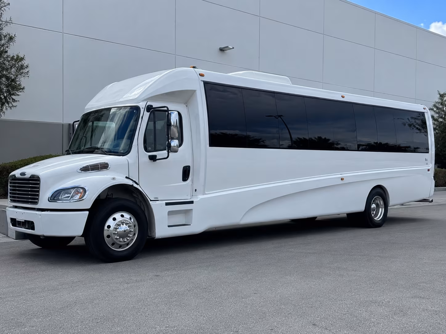 Anchorage Prom & Homecoming Transportation party bus exterior
