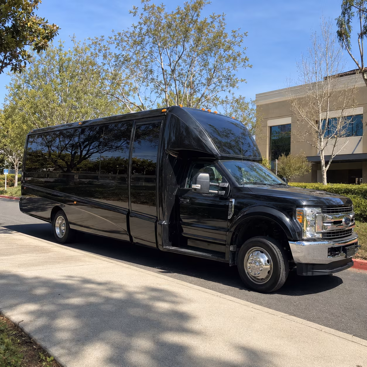 Marysville Birthday, Sweet 16, & Quinceañera Party Bus Rentals