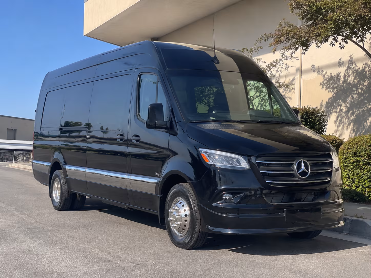 Marysville Wedding Transportation & Shuttle Service